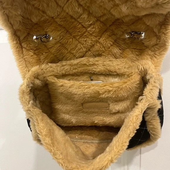 Shearling Quilted Flap Bag Black and Tan - Picture 3 of 4